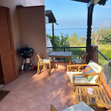דירה Bergamot With Terrace And Sea View *